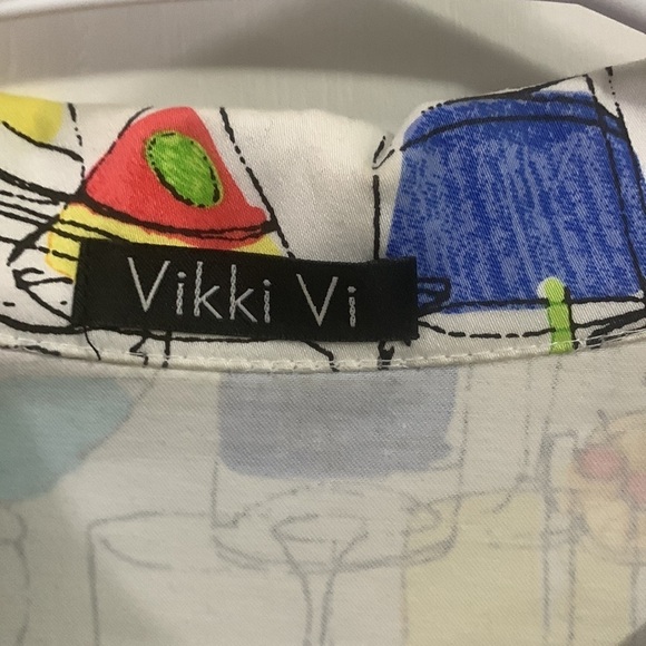 Vikki Vi button up jacket Drink theme (again!) Size 1X, May be new - Picture 2 of 8